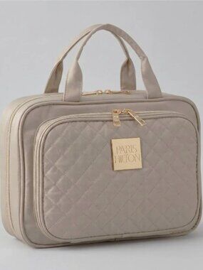 NWT Paris Hilton Quilted Travel Hanging Toiletry Bag Cream Tan Cosmetic Case